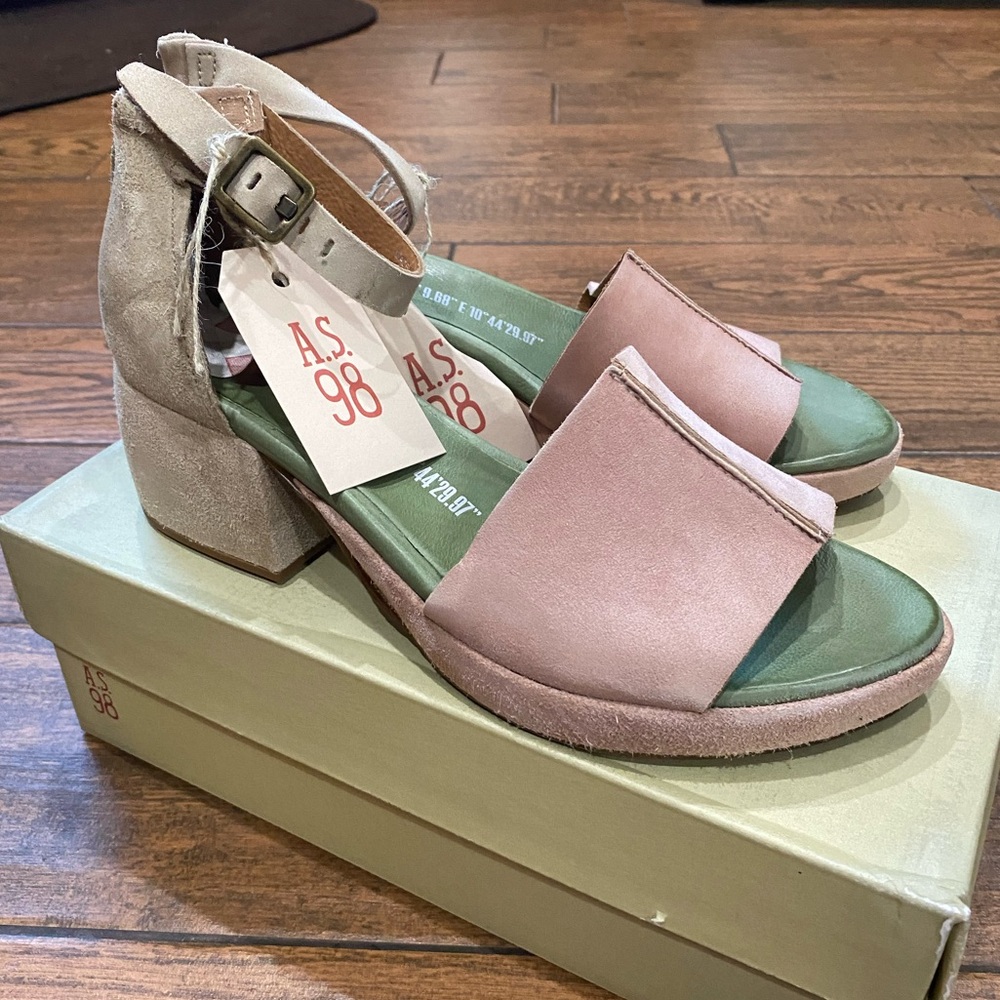 A.S.98 Crue heels (NWT)